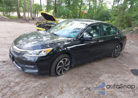 2017 Honda Accord Ex from USA, damaged, VIN 1HGCR2F72HA000897